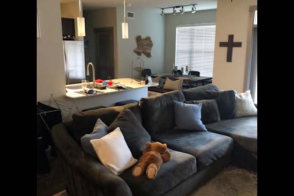 House sit in Austin, TX, US