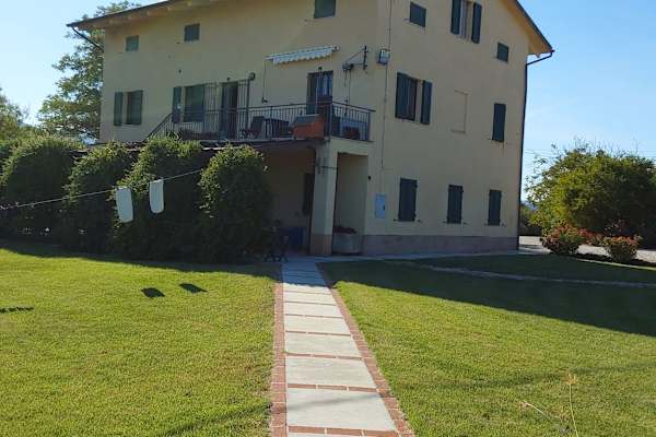 House sit in Cingoli, Italy