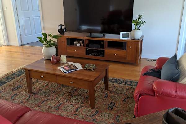 House sit in Healesville, VIC, Australia