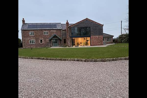 House sit in Tarporley, United Kingdom