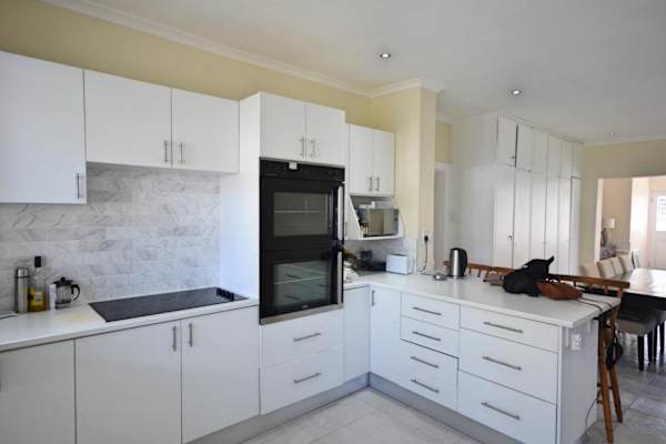 House sit in Cape Town, South Africa