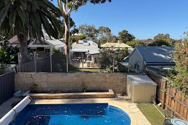 House sit in East Fremantle, WA, Australia
