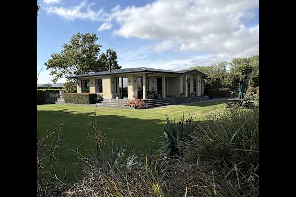 House sit in Blenheim, New Zealand