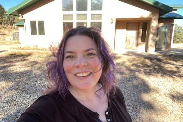 House sit in Las Vegas, NM, US