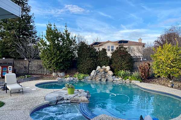 House sit in Folsom, CA, US