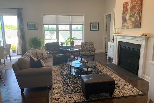 House sit in Hudson, MA, US