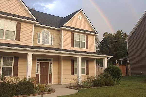 House sit in Hope Mills, NC, US