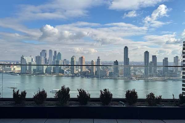 House sit in New York City, NY, US