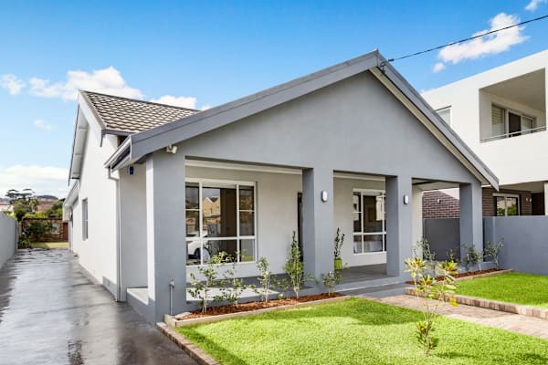 House sit in Sydney, NSW, Australia