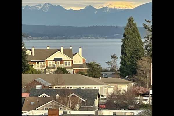 House sit in Langley, WA, US