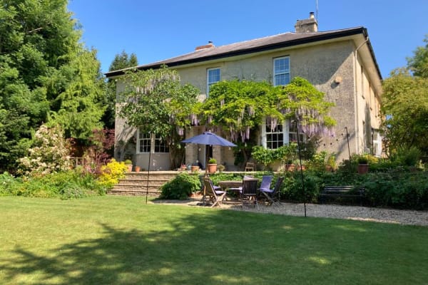 House sit in Cirencester, United Kingdom