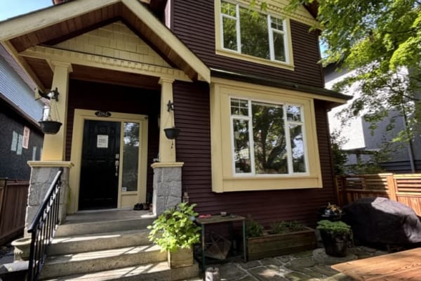 House sit in Vancouver, BC, Canada