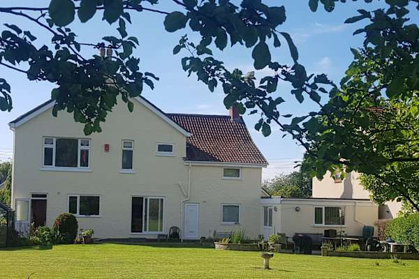 House sit in Bristol, United Kingdom