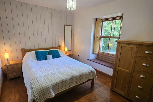 House sit in Canonbie, United Kingdom