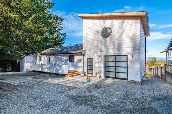 House sit in Little River, BC, Canada