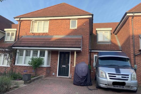 House sit in Watford, United Kingdom