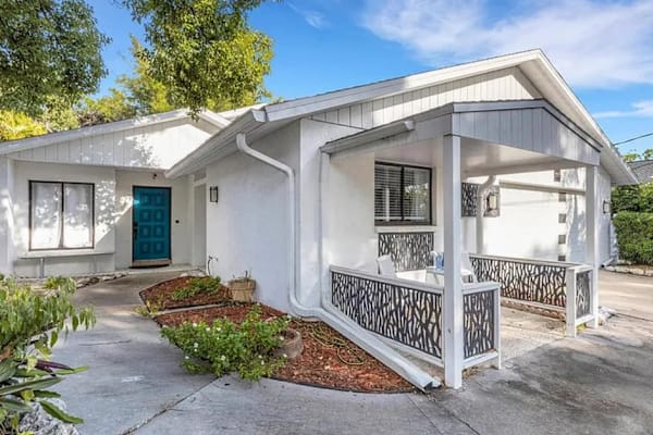 House sit in Sarasota, FL, US