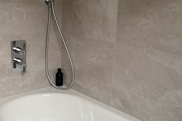 House sit in Acton, United Kingdom