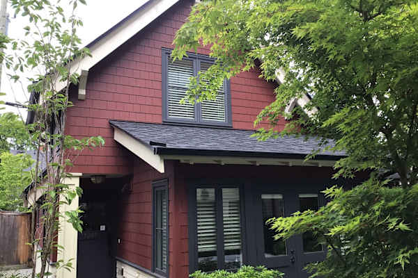 House sit in Vancouver, BC, Canada