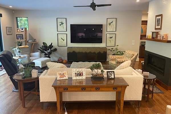 House sit in Chapel Hill, NC, US