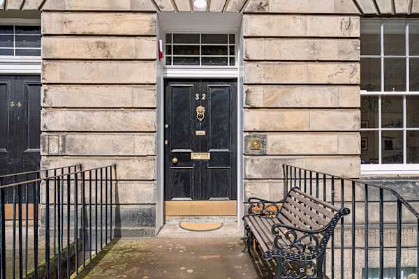 House sit in Edinburgh, United Kingdom