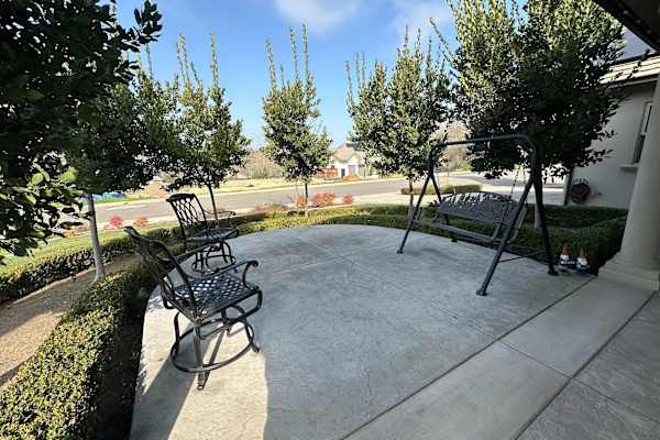 House sit in Oakdale, CA, US