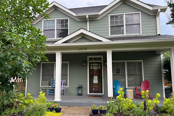 House sit in Nashville, TN, US
