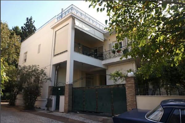 House sit in Athens, Greece