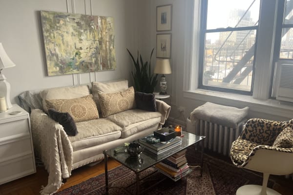 House sit in Brooklyn, NY, US