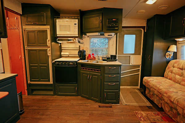 House sit in Burien, WA, US