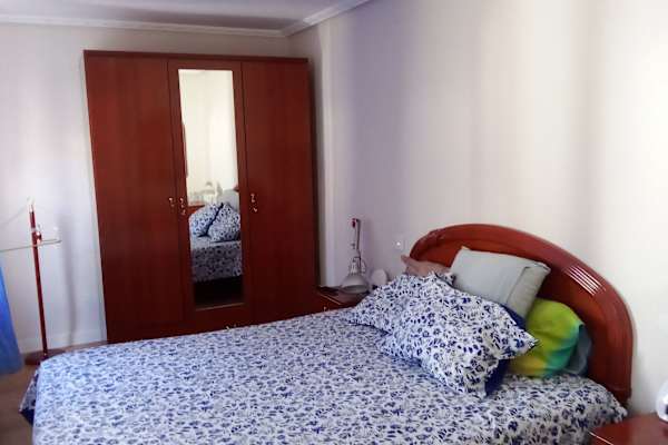 House sit in Valladolid, Spain