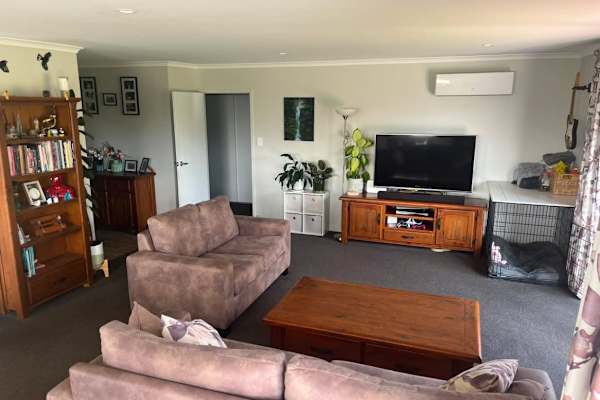 House sit in Te Puke, New Zealand