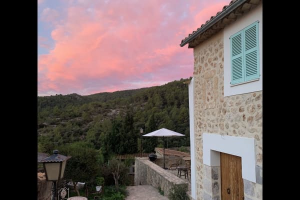 House sit in Alaró, Spain