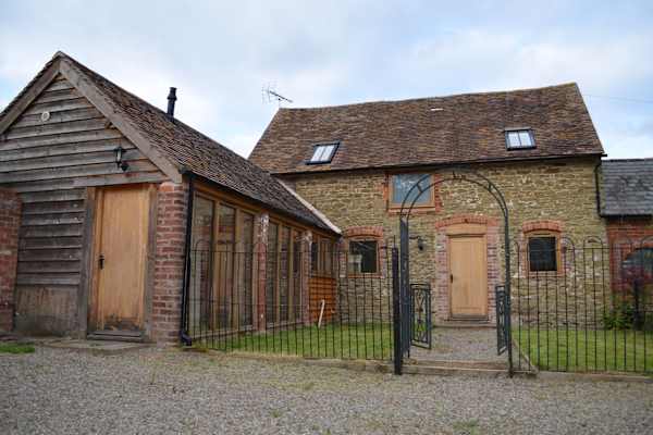 House sit in Ledbury, United Kingdom