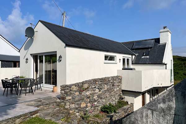 House sit in Baltimore, Ireland