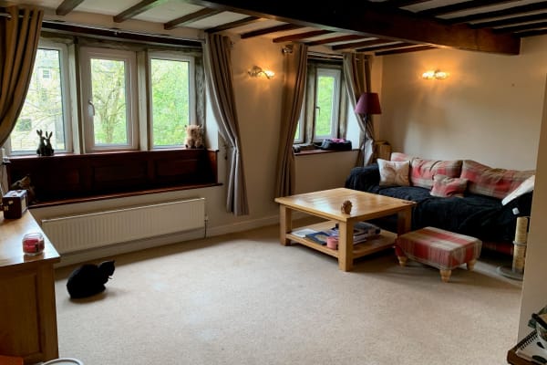 House sit in Holmfirth, United Kingdom