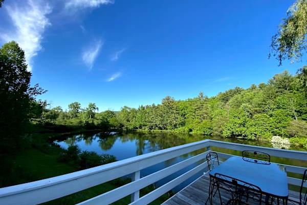 House sit in Lakeville, CT, US