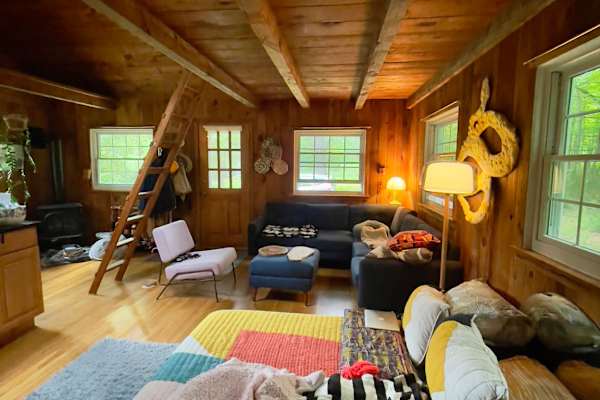 House sit in Woodstock, NY, US