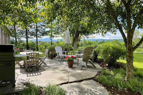 House sit in East Montpelier, VT, US