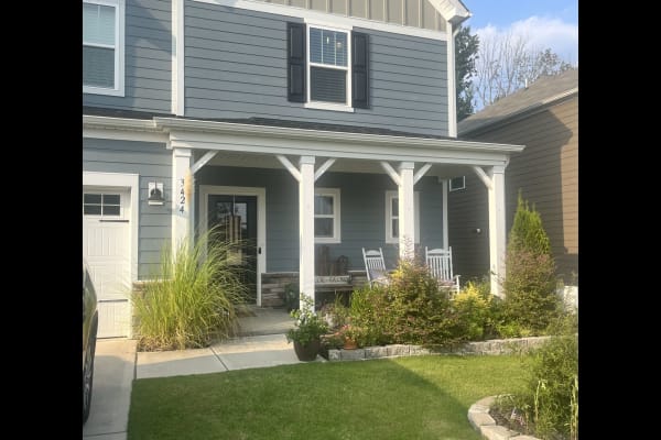 House sit in Apex, NC, US