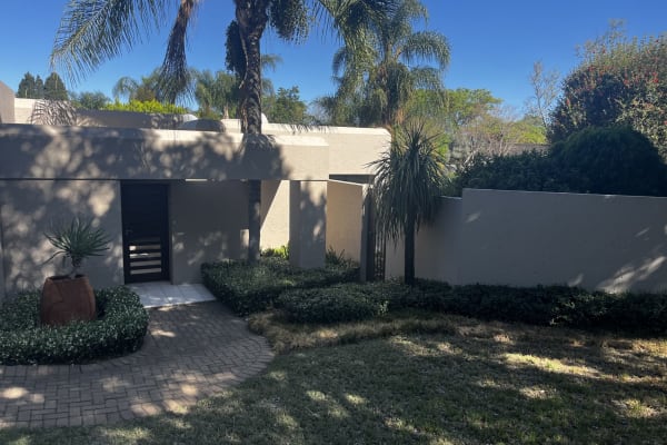 House sit in Fourways, South Africa