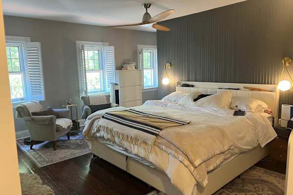 House sit in New Castle, DE, US