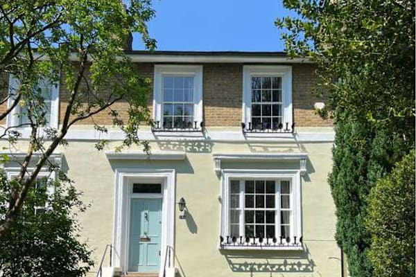 House sit in Twickenham, United Kingdom