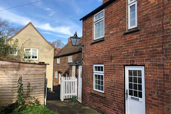 House sit in Aylesbury, United Kingdom