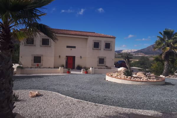 House sit in Barbarroja, Spain