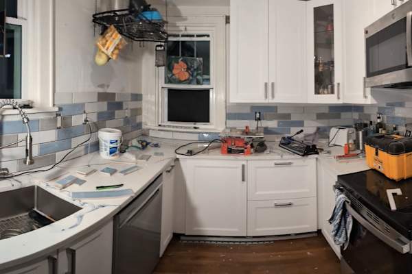 House sit in Pittsburgh, PA, US
