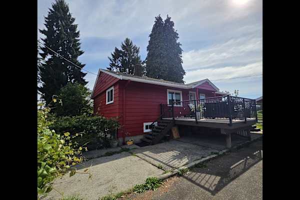 House sit in Pitt Meadows, BC, Canada
