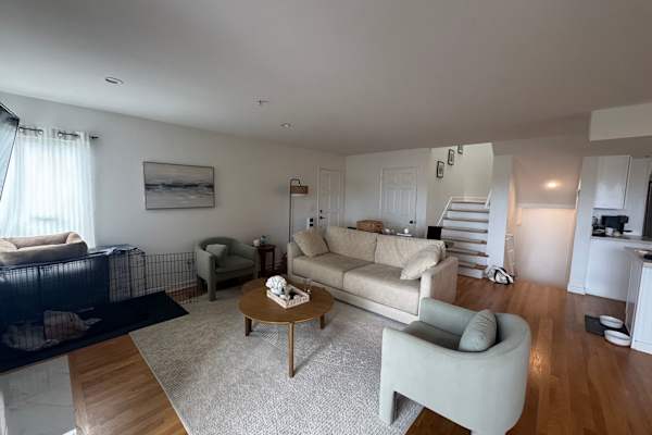 House sit in Encinitas, CA, US