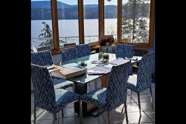 House sit in Kelowna, BC, Canada