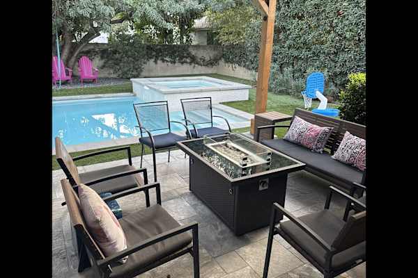 House sit in Sherman Oaks, CA, US